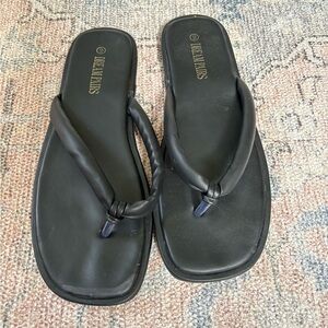 Dream Pairs Classic Black Sandals